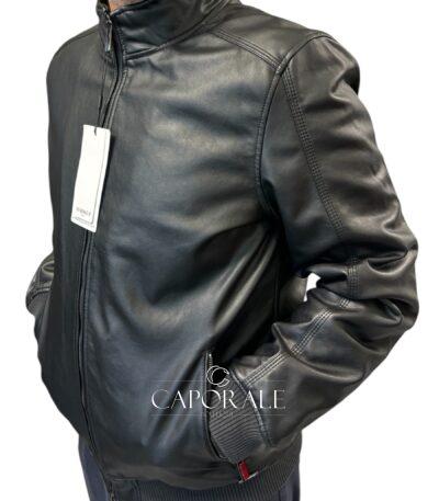 Giubbino in ecopelle nera – Markup MK24005